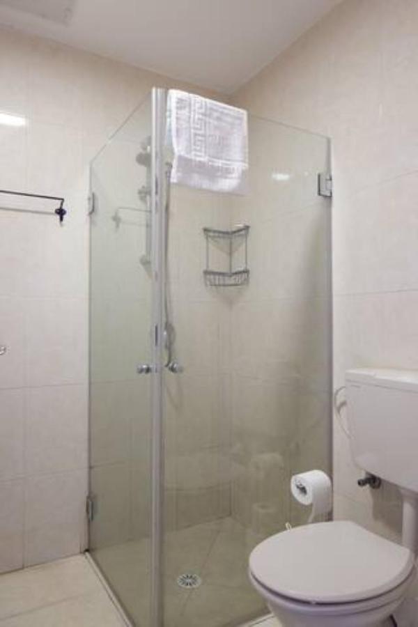 Ourplace Nachalat Binyamin تل أبيب المظهر الخارجي الصورة