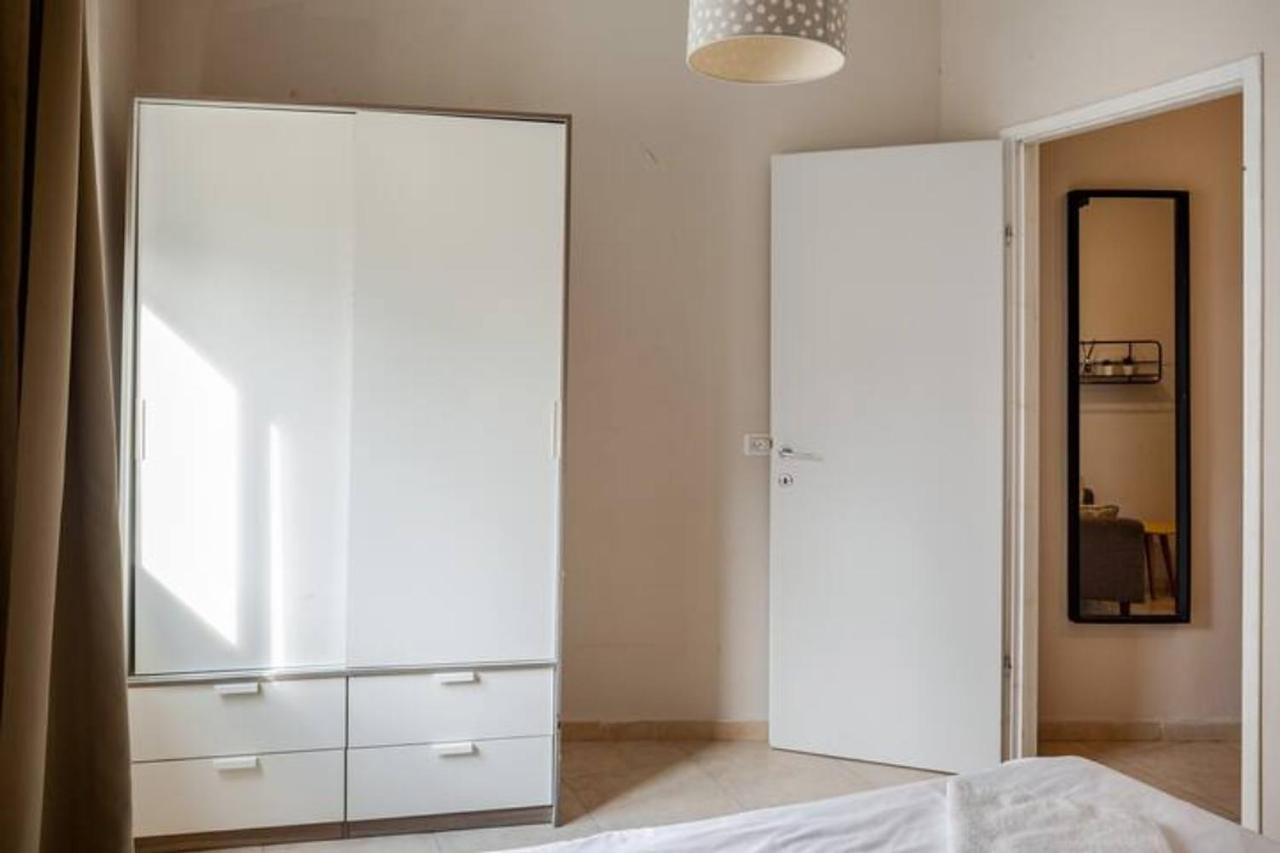 Ourplace Nachalat Binyamin تل أبيب المظهر الخارجي الصورة